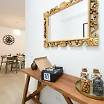 Elegance Desenzanoloft Official Partner Homes & By Marriott Bonvoy Apartmán