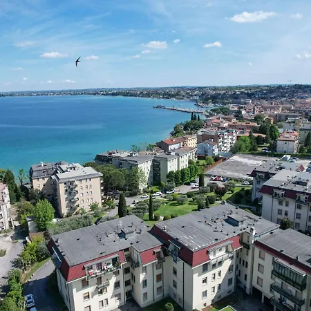 Desenzanoloft Official Partner Marriott Homes & - Elegance Appartement Desenzano del Garda