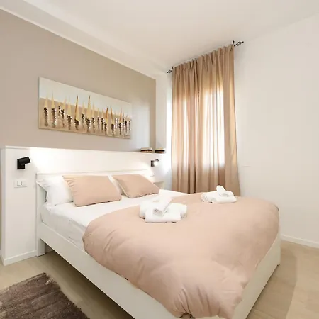 Elegance Desenzanoloft Official Partner Homes & By Marriott Bonvoy Desenzano del Garda