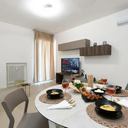 Elegance Desenzanoloft Official Partner Homes & By Marriott Bonvoy